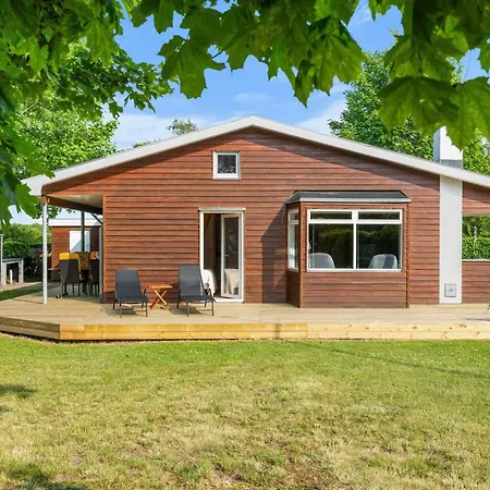 Semesterbostad Swipdagh - 150m From The Sea By Interhome Martofte